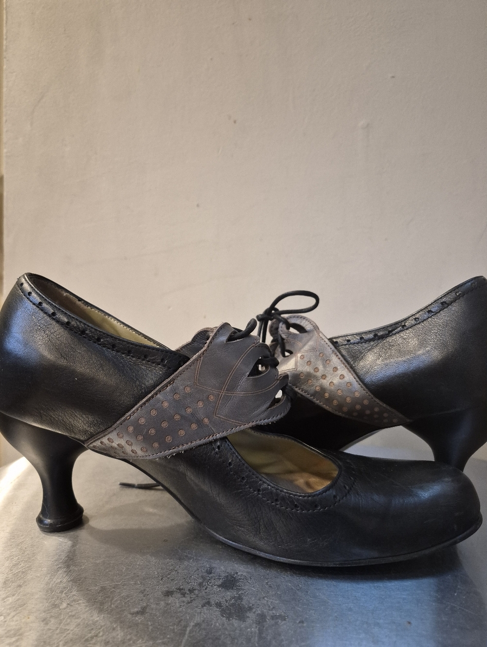 John Fluevog Bellevue Molly Johnson - Picture 5 of 8